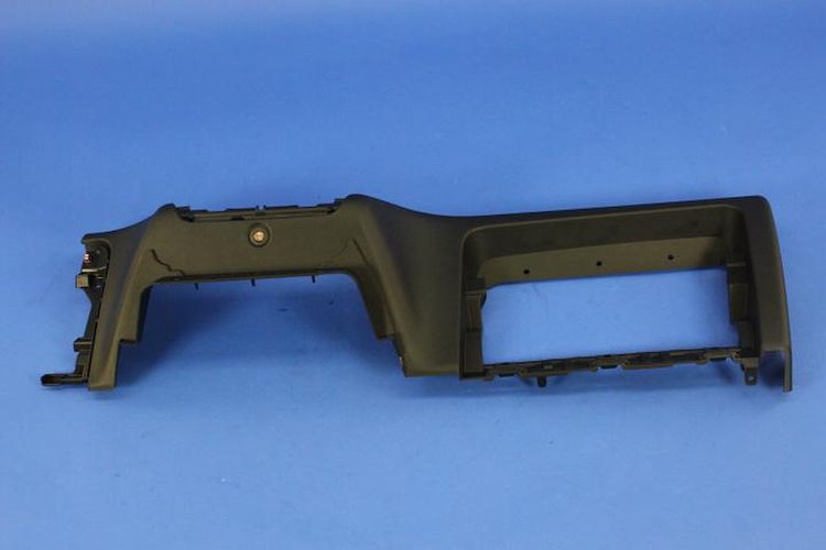 BEZEL INSTRUMENT LOWER