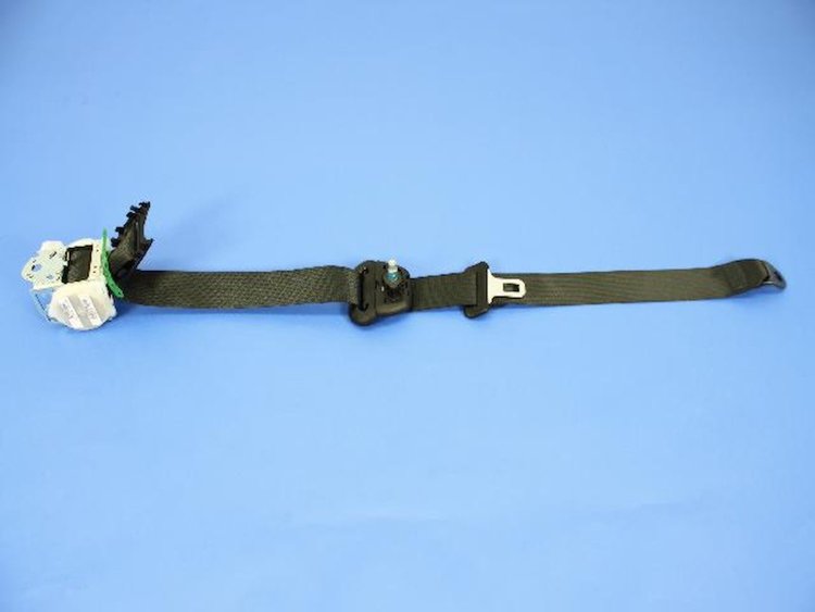 SEAT BELT REAR OUTER