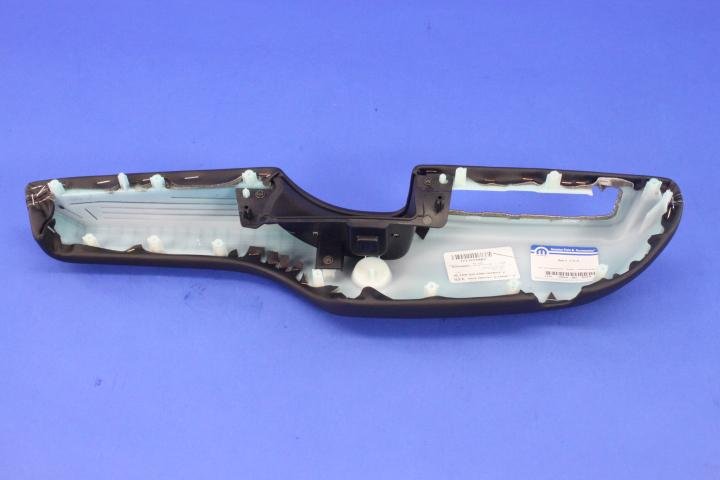 ARMREST FRONT DOOR TRIM