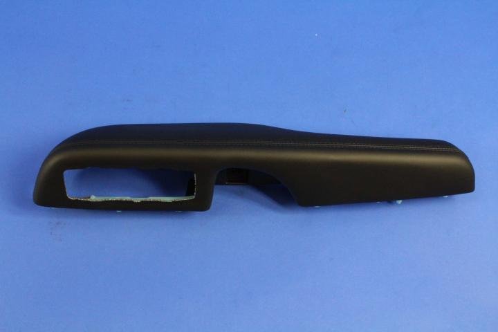 ARMREST FRONT DOOR TRIM