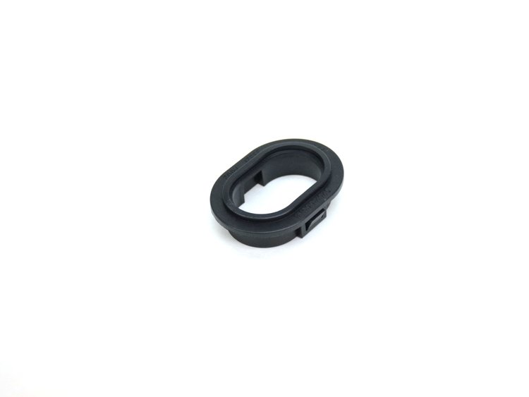 GROMMET SPARE TIRE WINCH