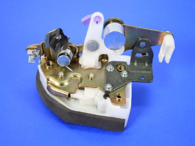 LATCH FRONT DOOR