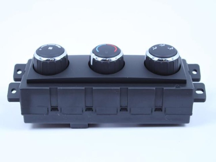 CONTROL A/C & HEATER AUX