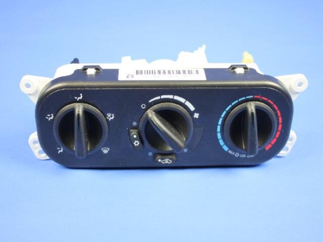 CONTROL A/C AND HEATER
