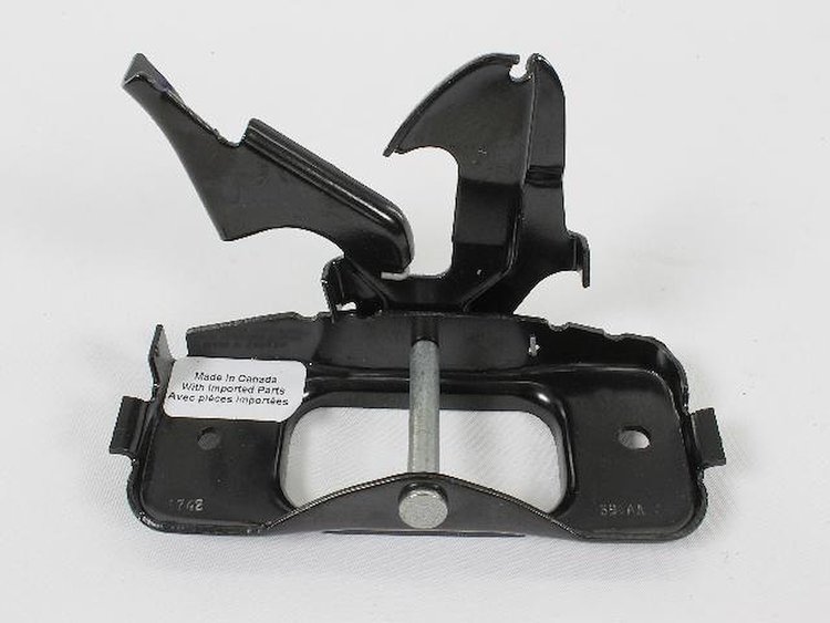 STRIKER HOOD LATCH
