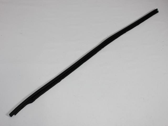 SEAL BODY SIDE