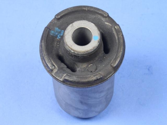 BUSHING CONTROL ARM