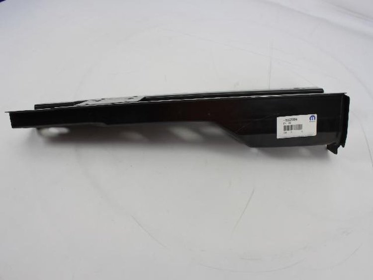 CROSMEMBE REAR FLOOR