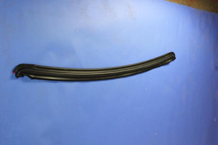 SEAL HEADER OPENING