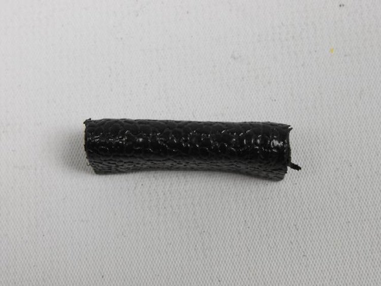 MOLDING CHECK STRAP