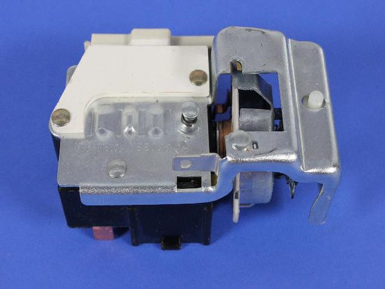 SWITCH HEADLAMP