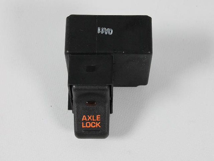 SWITCH AXLE LOCK