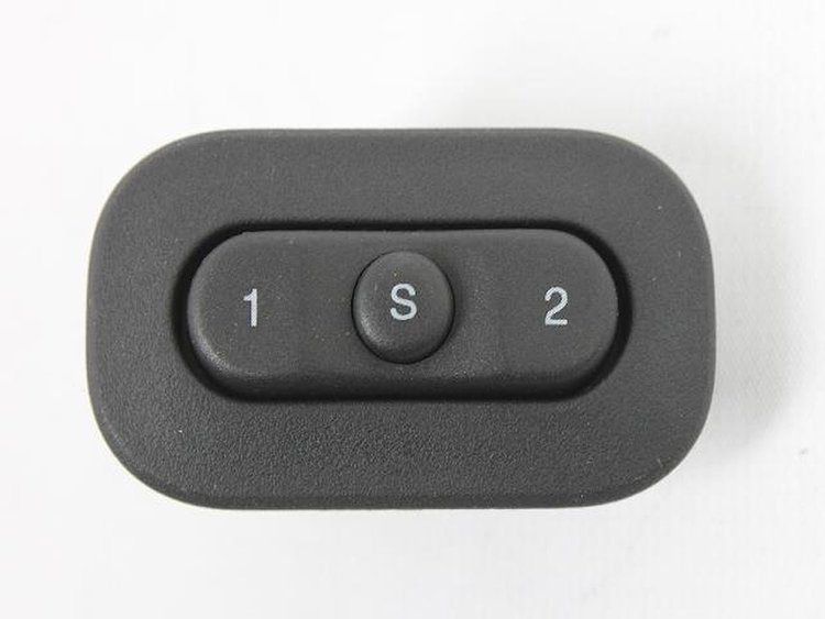 SWITCH MEMORY SELECTOR