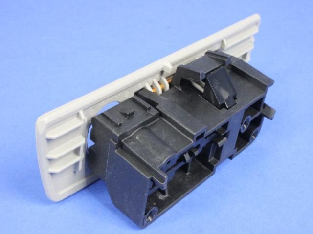LATCH GLOVEBOX DOOR