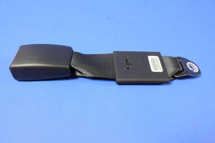 SEAT BELT REAR INNER