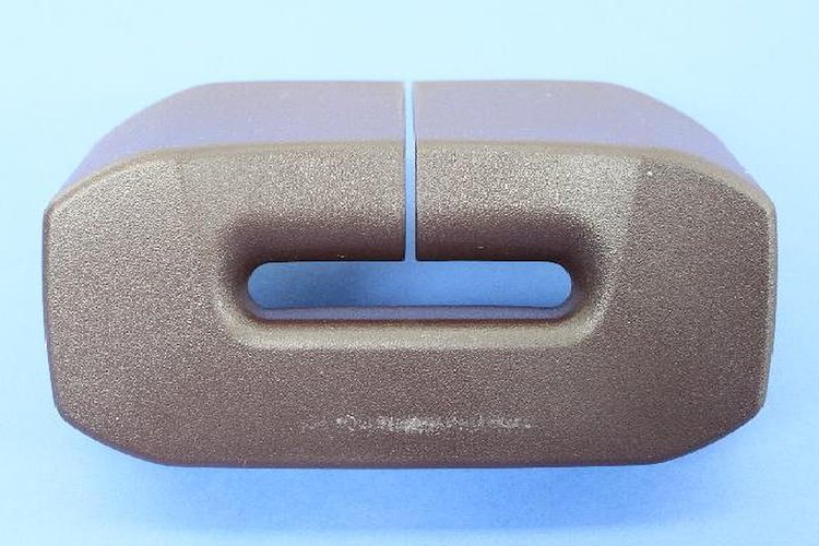 BEZEL SEAT BELT