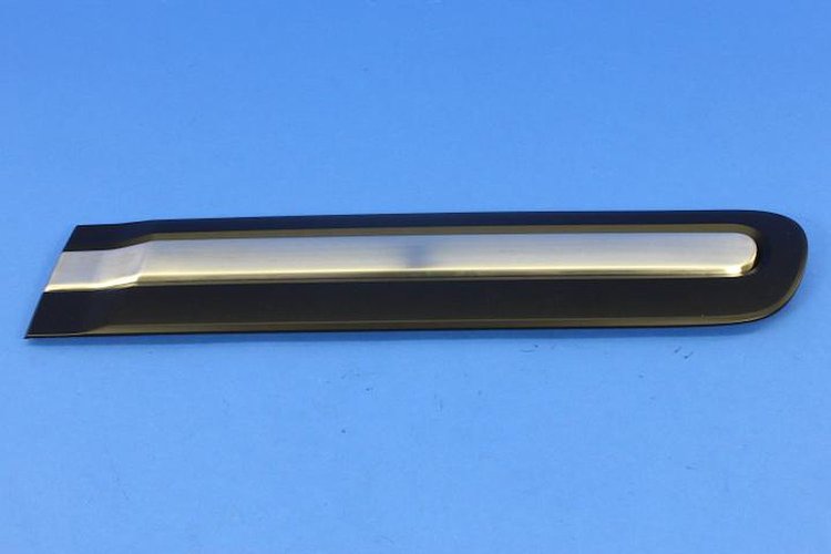 MOLDING REAR DOOR
