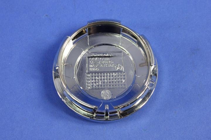 WHEEL CENTER CAP