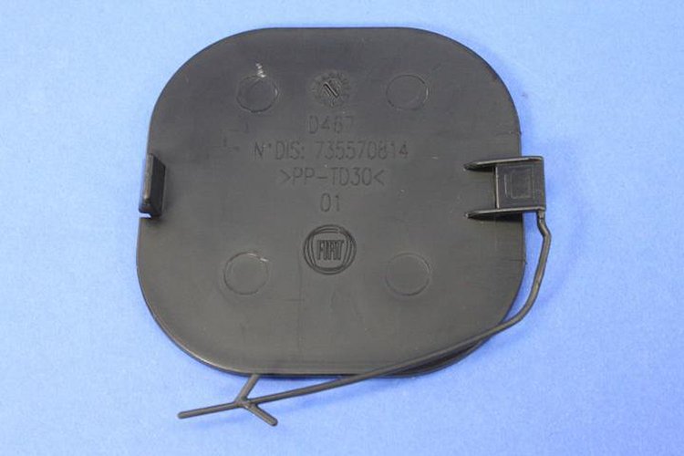 COVER TOW HOOK