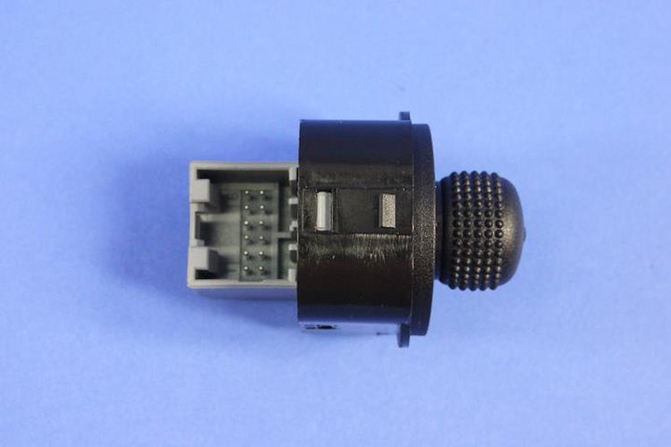 SWITCH MIRROR