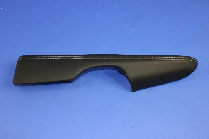 ARMREST FRONT DOOR TRIM