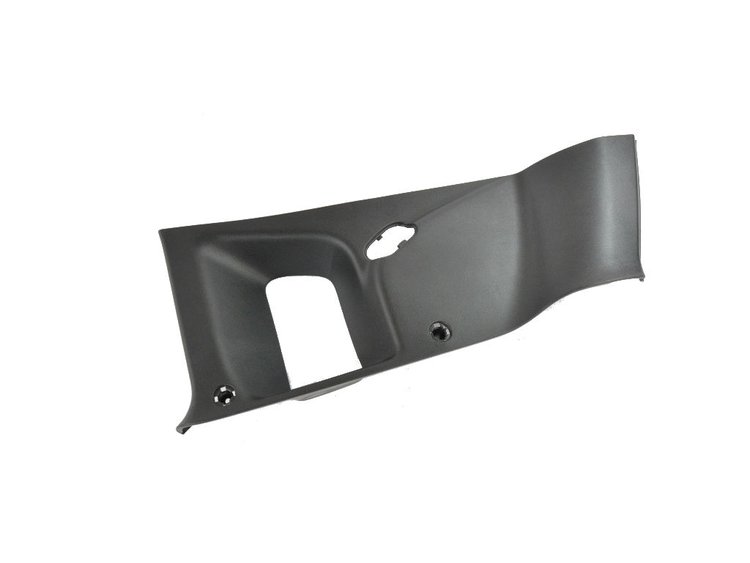 PANEL QUARTER TRIM