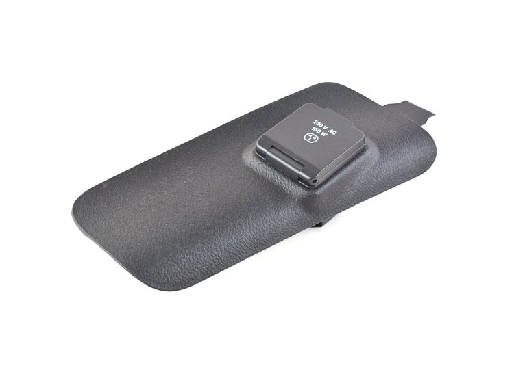 BEZEL POWER OUTLET