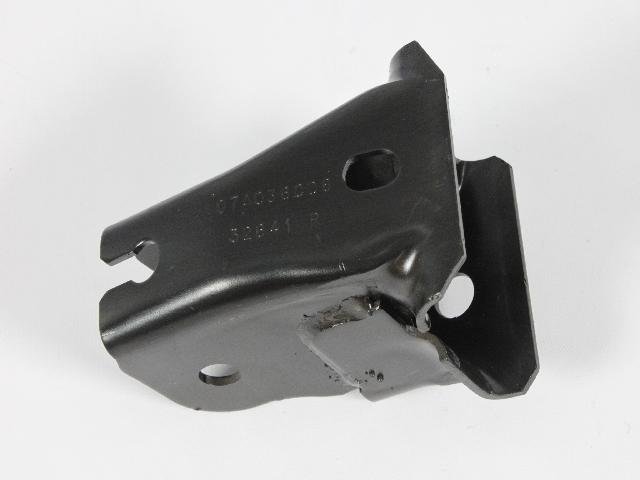 BRACKET TRACK BAR