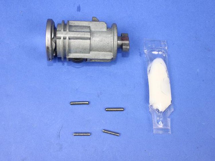 CYLINDER IGNITION LOCK