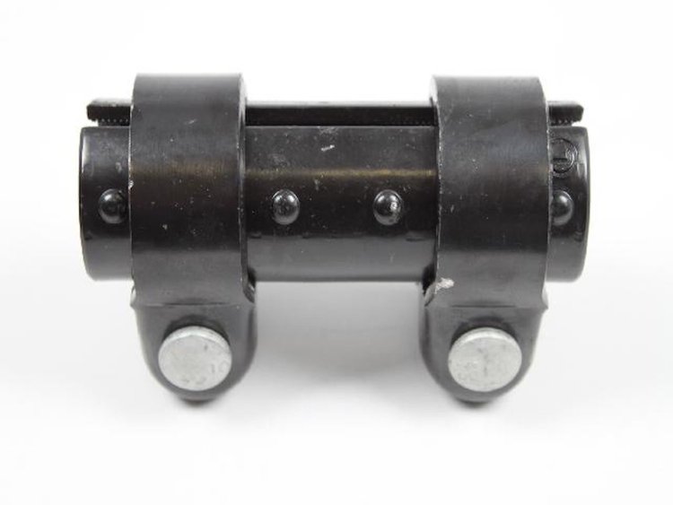 ADJUSTABLEUSTER TIE ROD