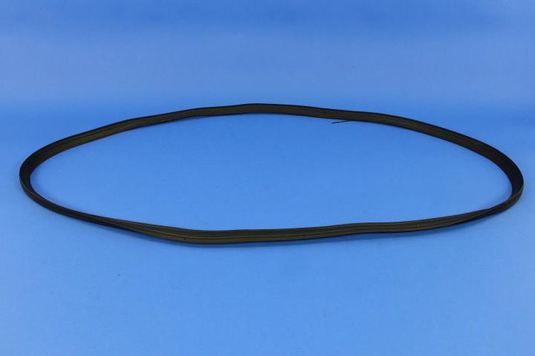 W/STRIP DECKLID