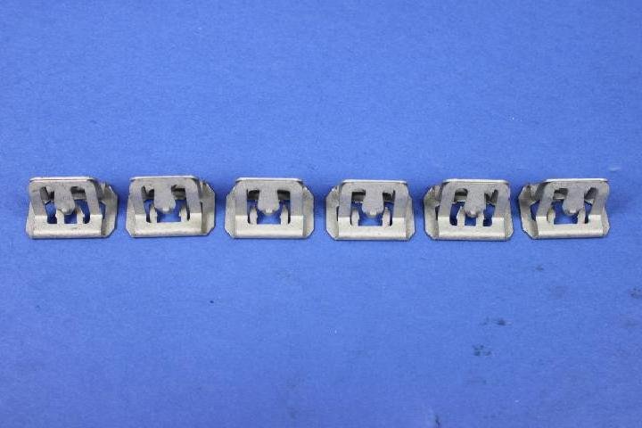 CLIP RETAINING