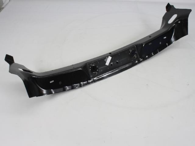 CROSMEMBE UNDERBODY