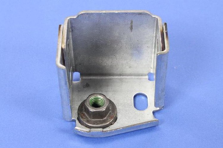 BRACKET FUEL TANK