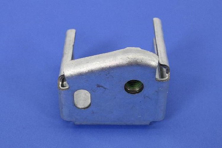 BRACKET FUEL TANK