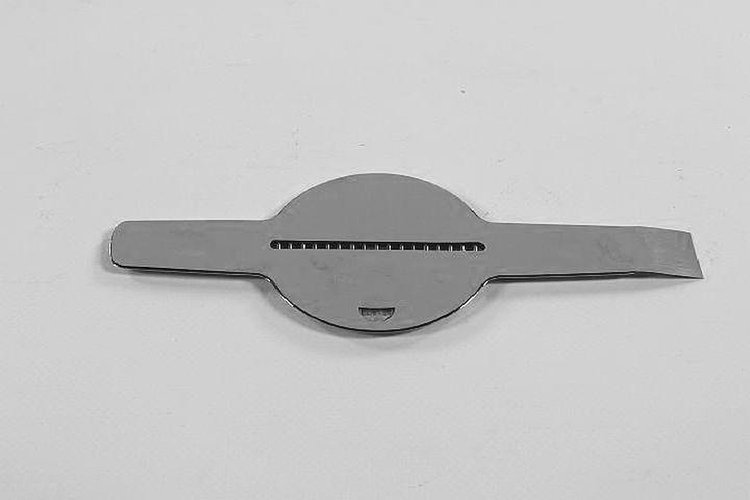 NAMEPLATE FRONT FENDER