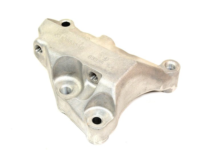 BRACKET ENGINE MOUNT