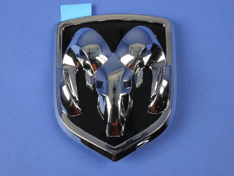 MEDALLION RAM HEAD
