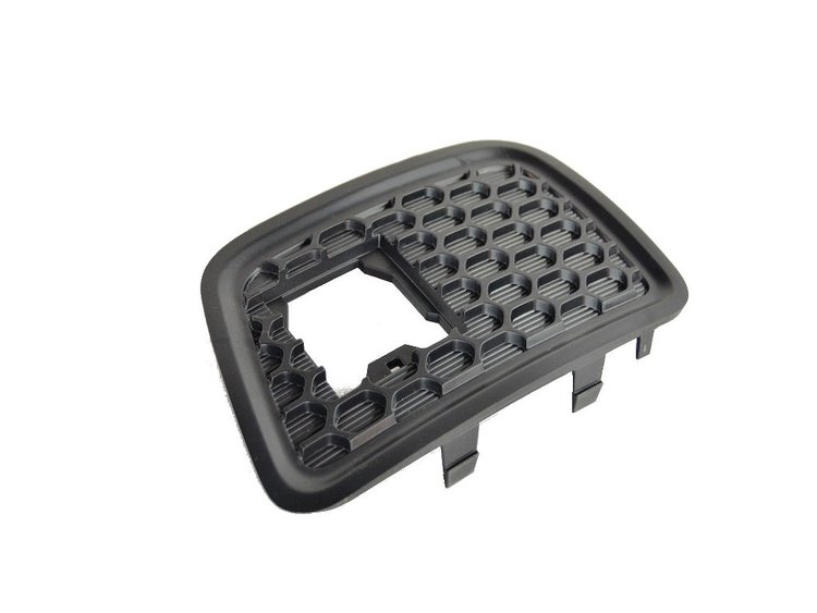 BEZEL LOWER GRILLE