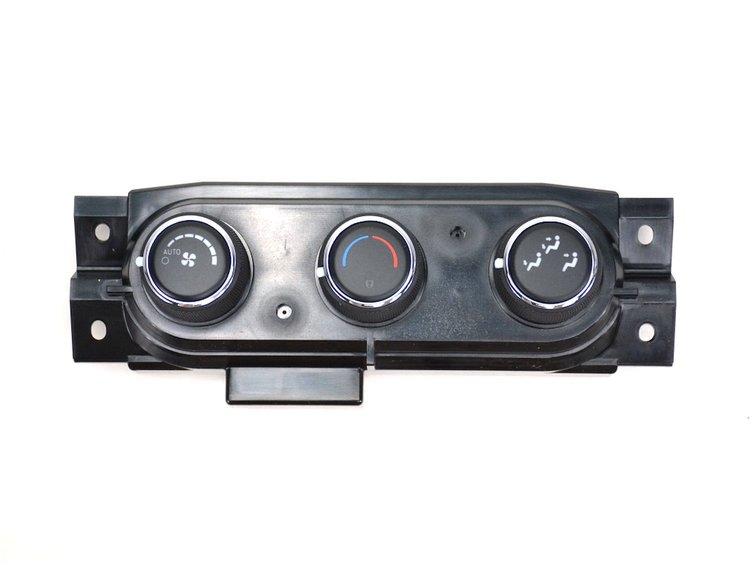 CONTROL A/C & HEATER AUX