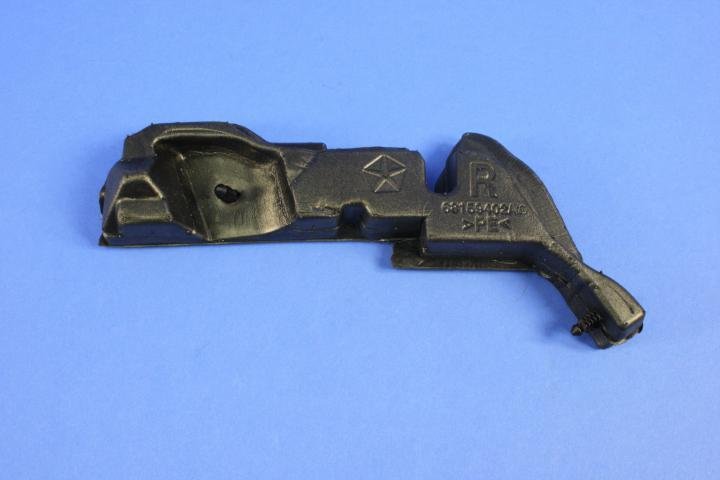 MUCKET FENDER TO COWL
