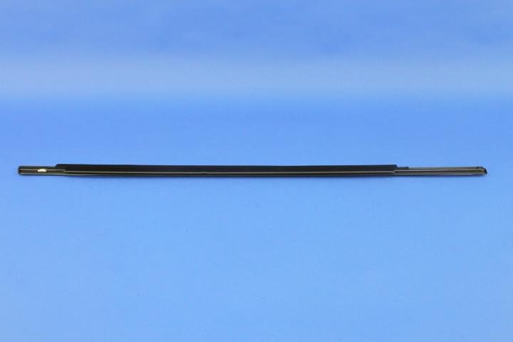 W/STRIP DOOR BELT OUTER