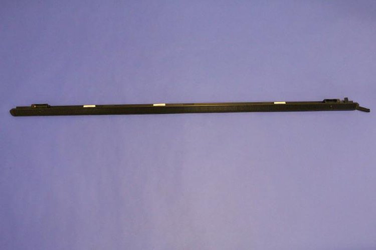 RAIL TONNEAU COVER