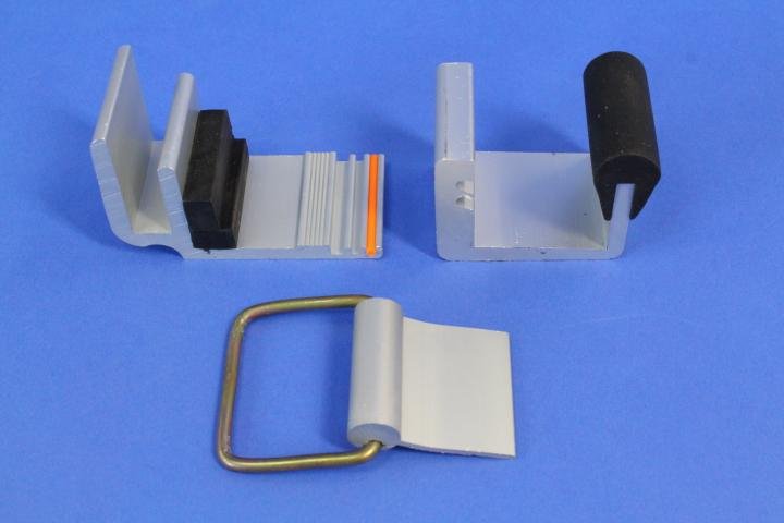 CLAMP TONNEAU