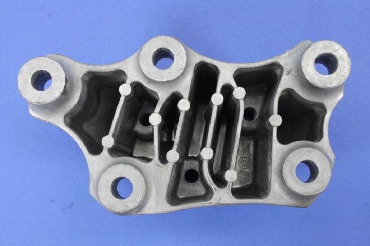BRKT TRANSMISSION MOUNT