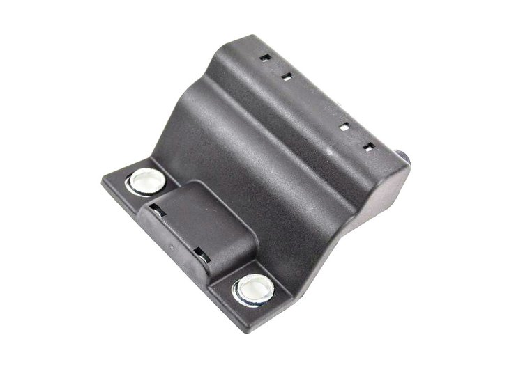 STRIKER DOOR LATCH