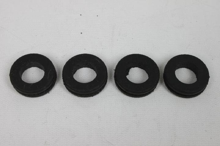 GROMMET