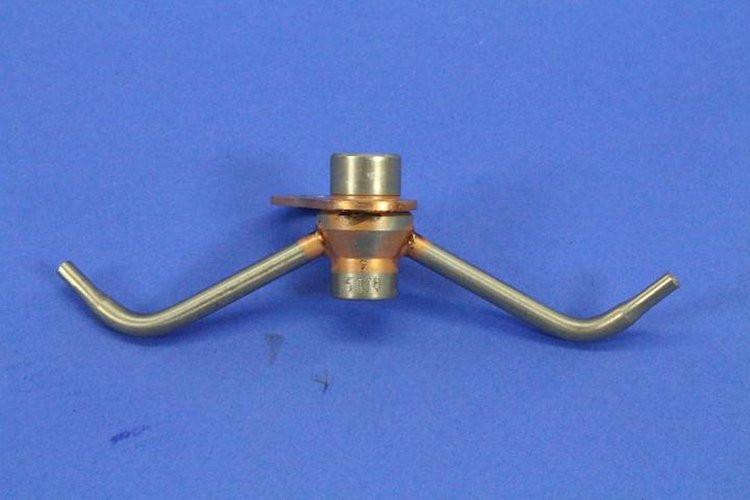 NOZZLE PISTON OIL COOLER