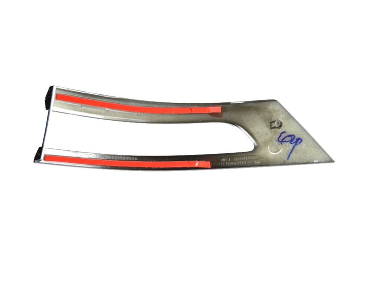 BEZEL TAIL LAMP