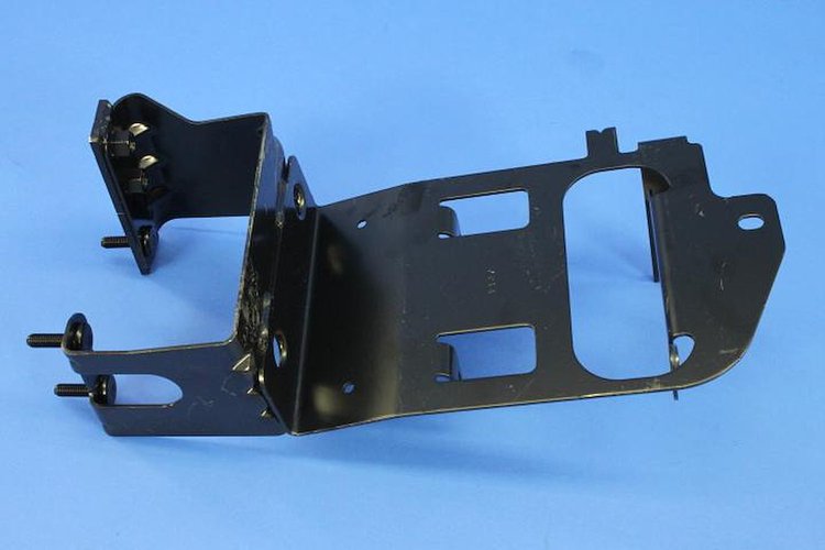 VAPOR CANISTER BRACKET